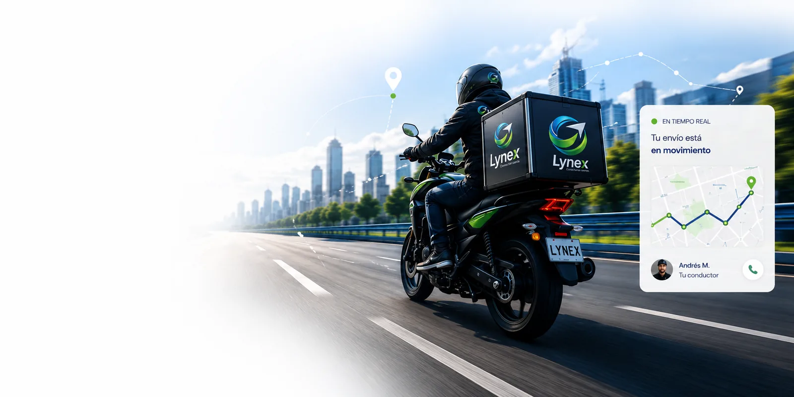 Motorizado Lynex entregando en la ciudad